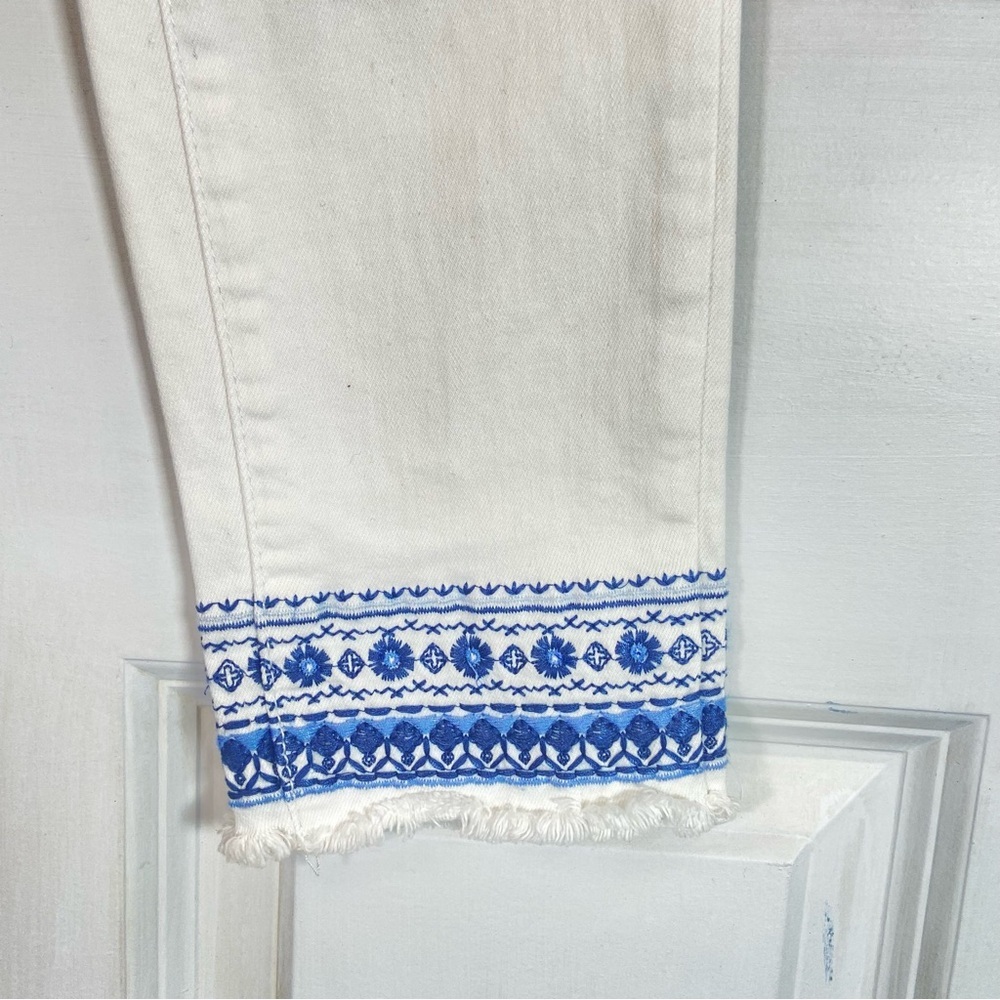 Earl Embroidered Hem Skinny Ankle Jeans - Picture 5 of 13